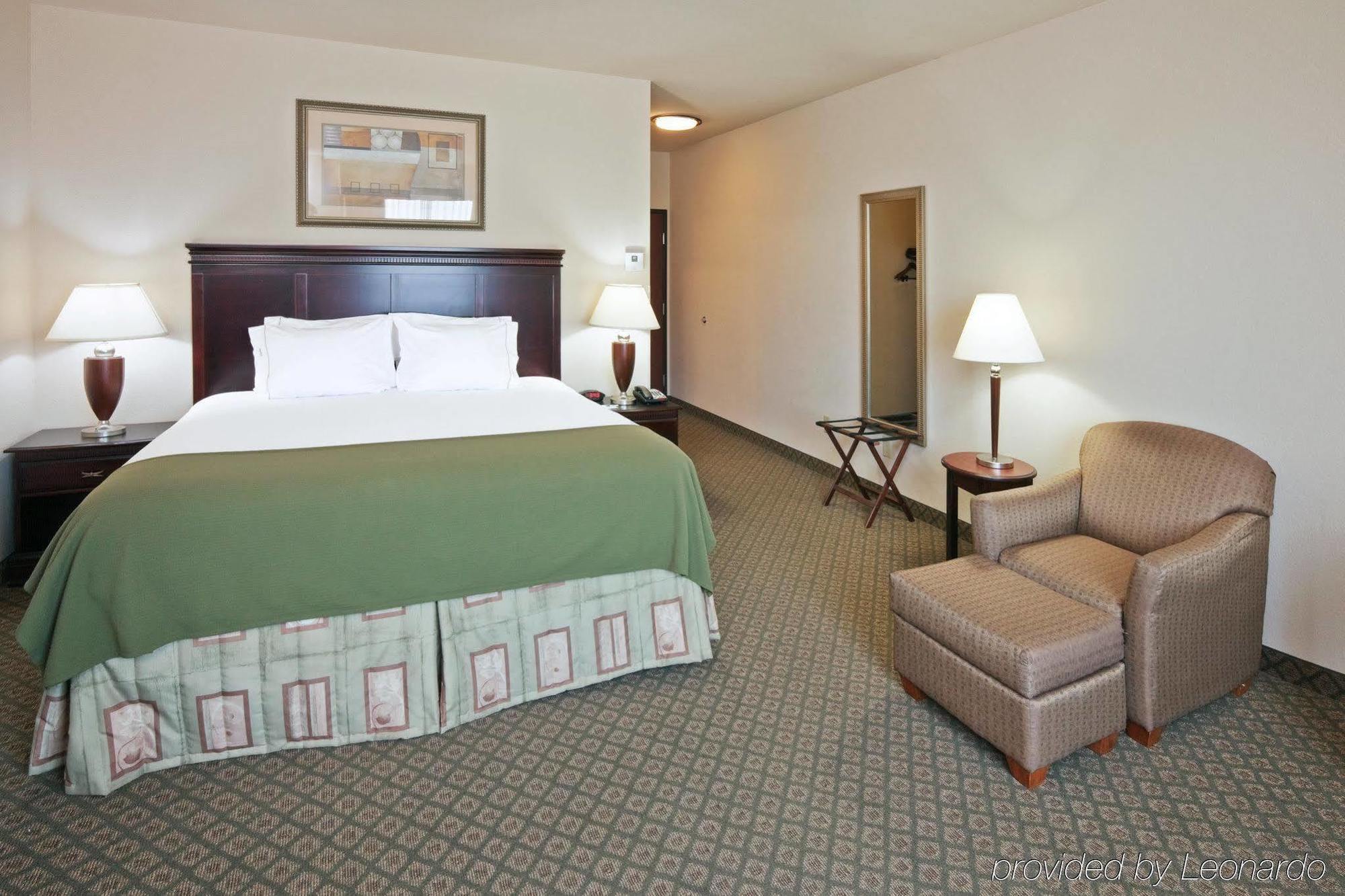 Holiday Inn Express Hotel And Suites Corsicana I-45, An Ihg Hotel Habitación foto